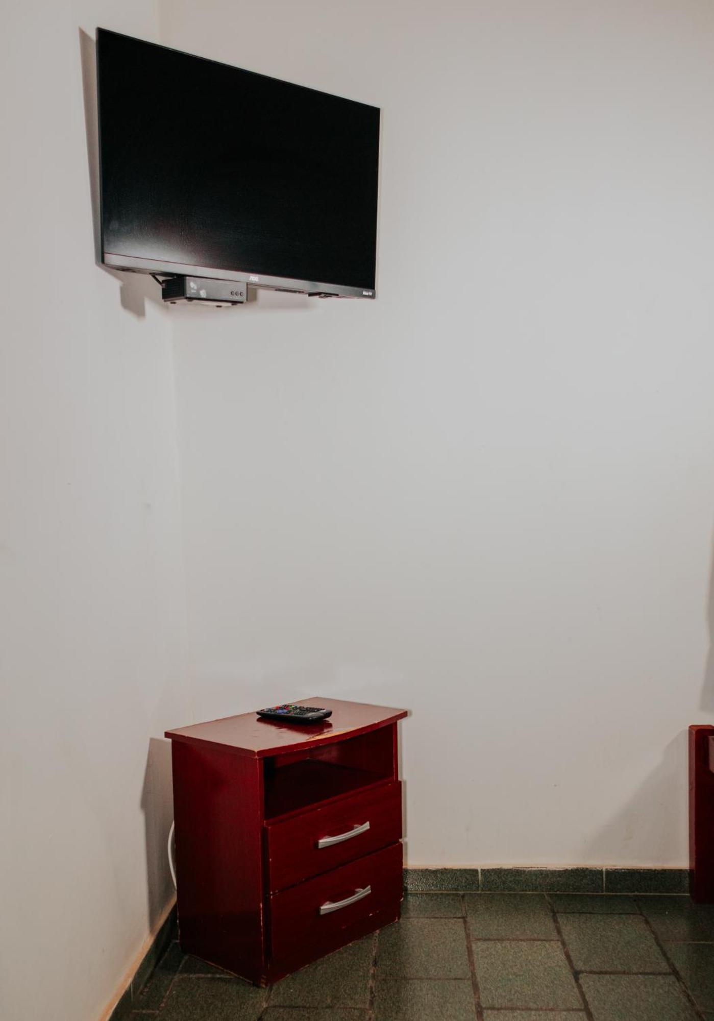 Hotel Santa Terezinha ألفريدو تشافيس المظهر الخارجي الصورة